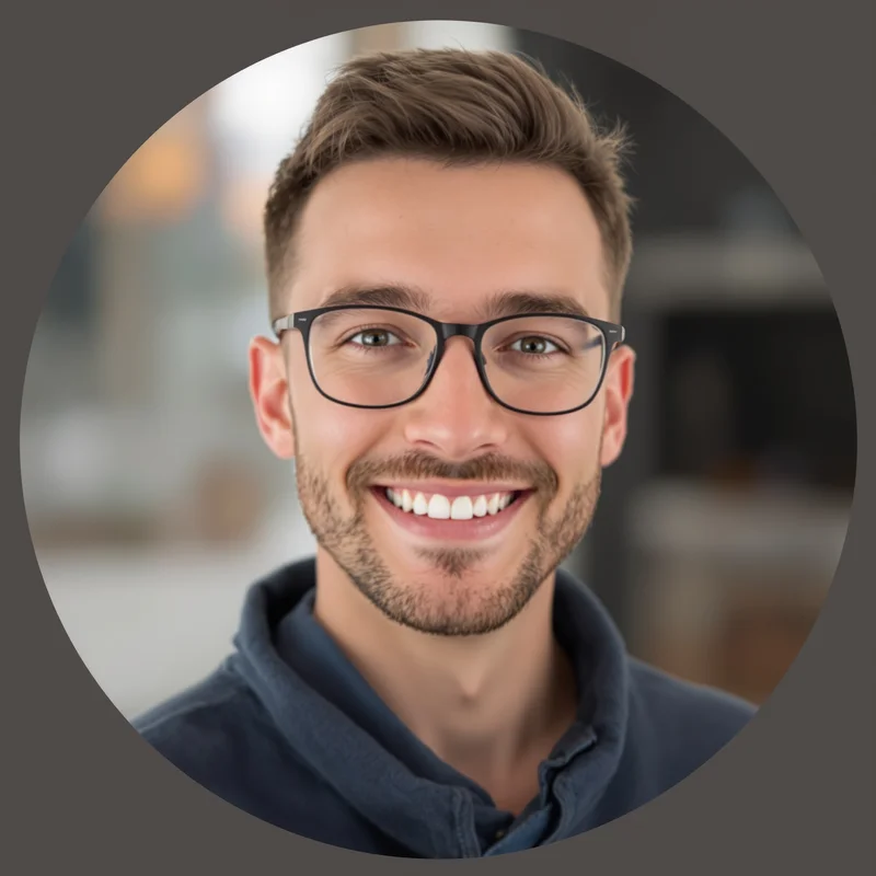 Discord digital identity icon with centered subject and profile-circle readability