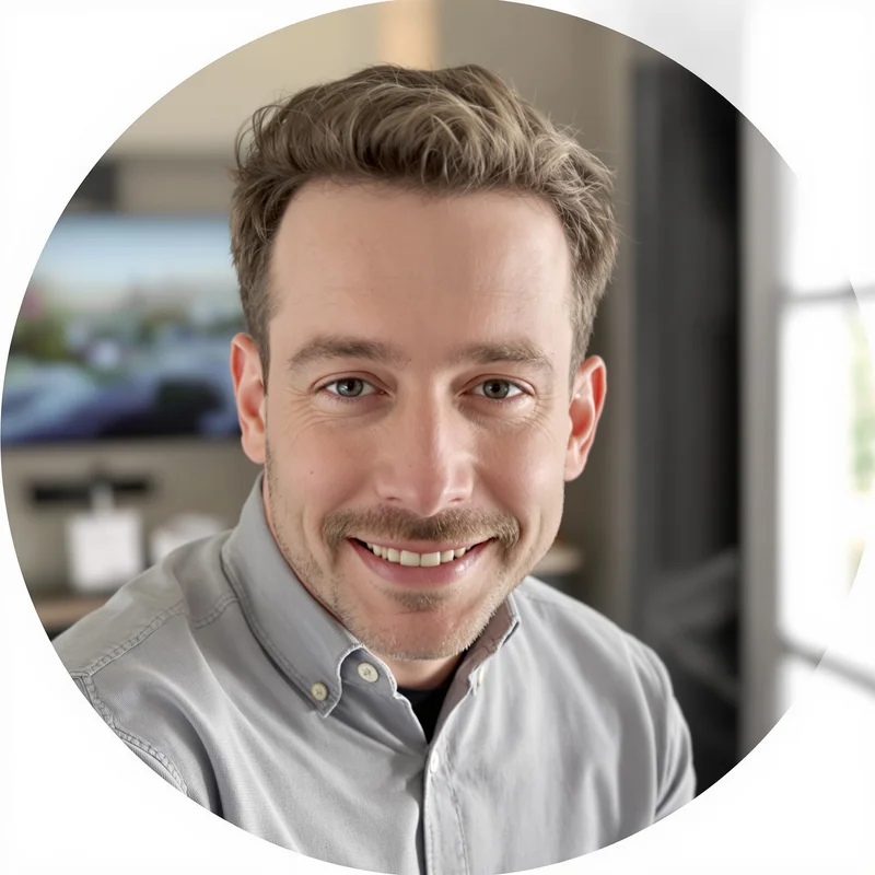 YouTube profile image with strong identity and recognition